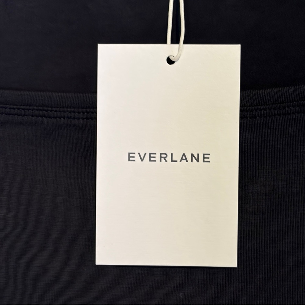 Everlane The Form Square Neck Top Tee in Black, Size M NWT - Picture 13 of 16